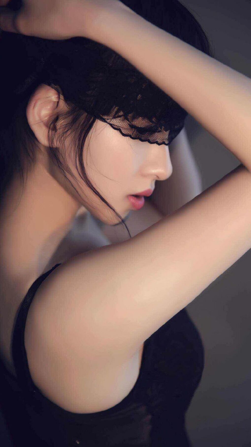 开云·体育官网APP下载-前国手现身公益赛现场指导小球员传授实战技巧经验