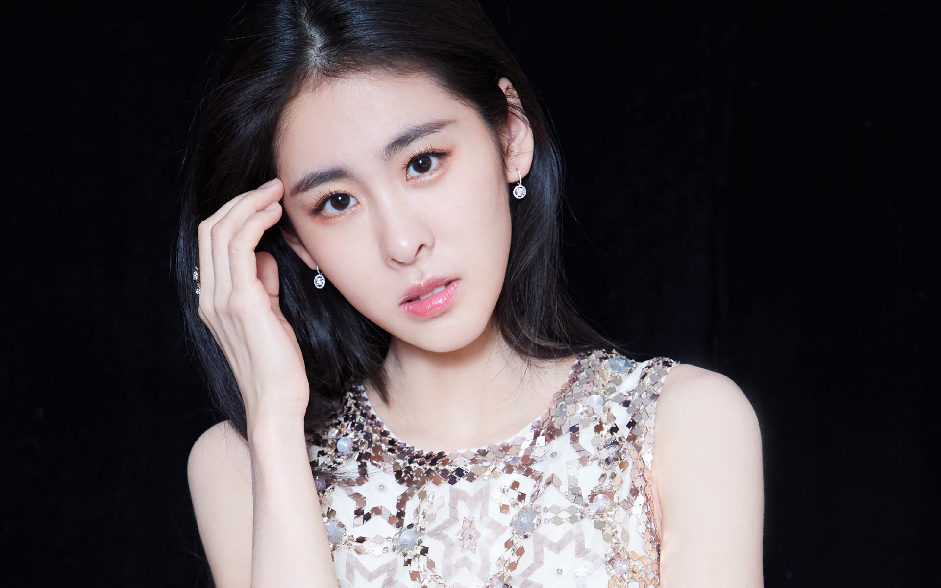 kaiyun体育综合-球队引入心理咨询师，重视球员心理健康管理，球员心态